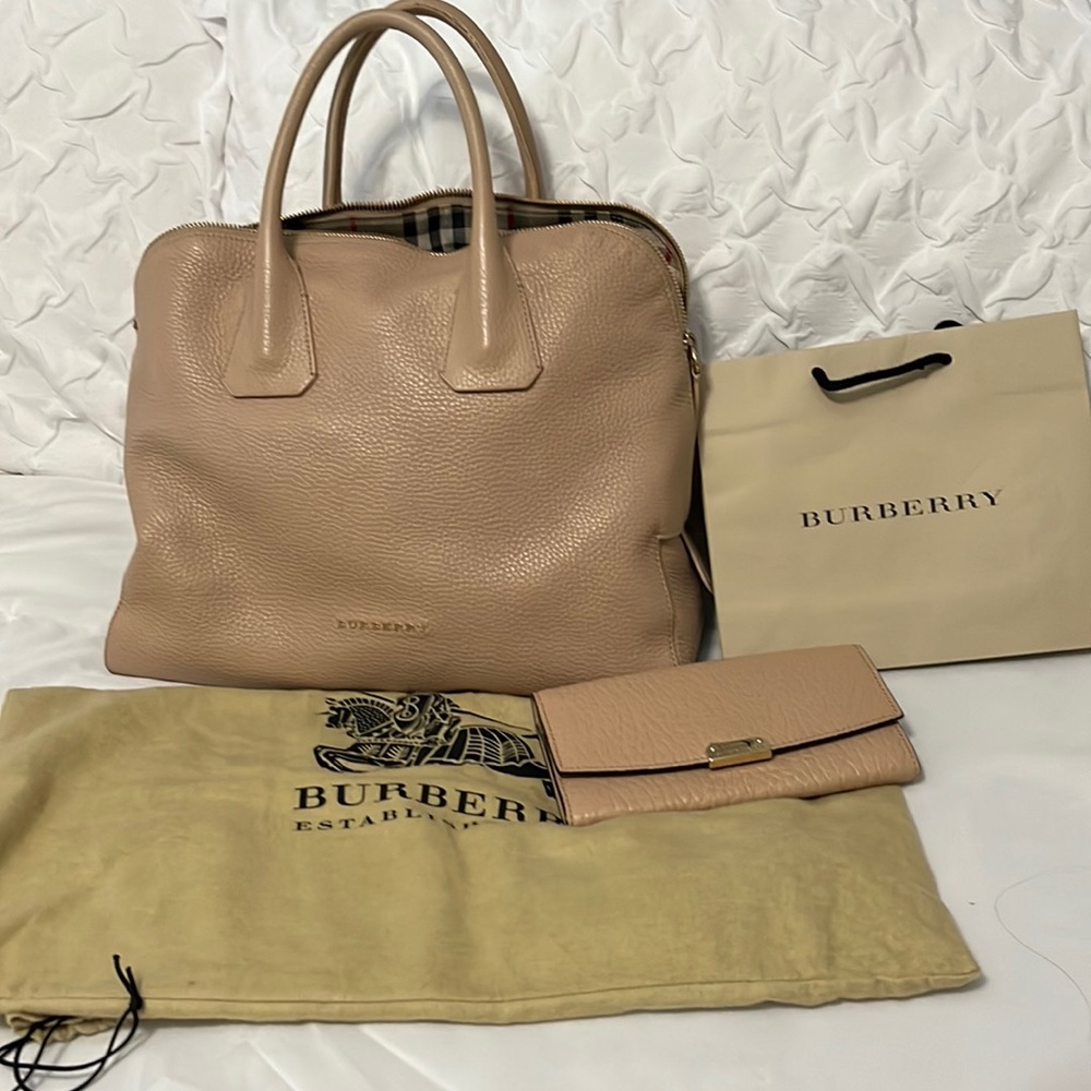Beige Burberry hand bag (purchased 2017)